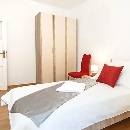 Split Inn Apartments * سبليت
