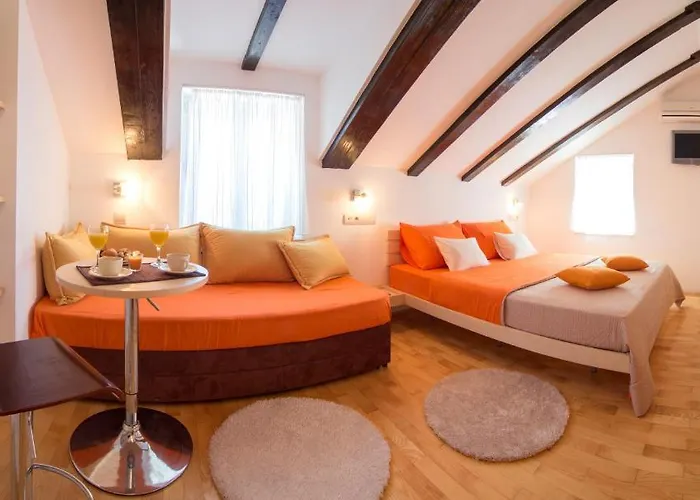 Lägenhet Split Inn Apartments