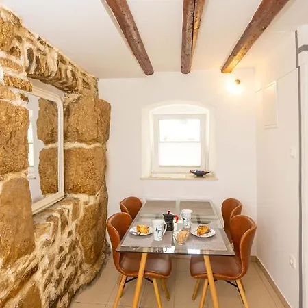 Lägenhet Split Inn Apartments *
