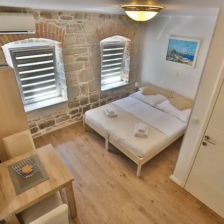 شقة Split Inn Apartments